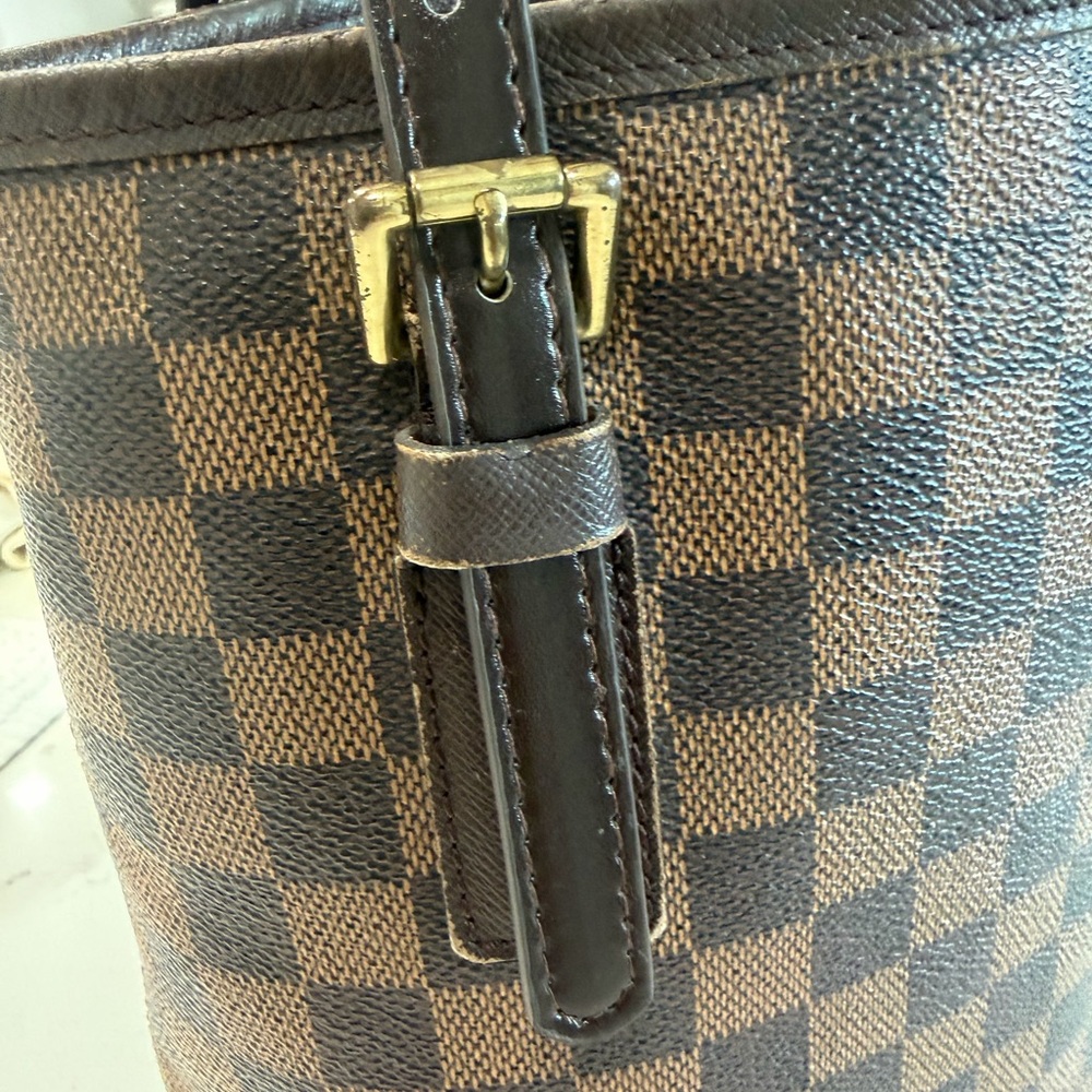 Louis Vuitton Brown Damier Bucket Tote - Picture 8 of 12